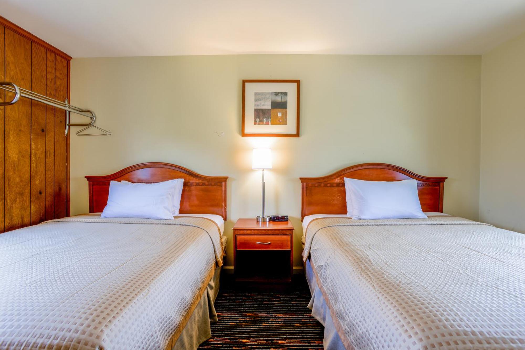 Relax Inn By Oyo Natural Bridge I-81 Екстер'єр фото