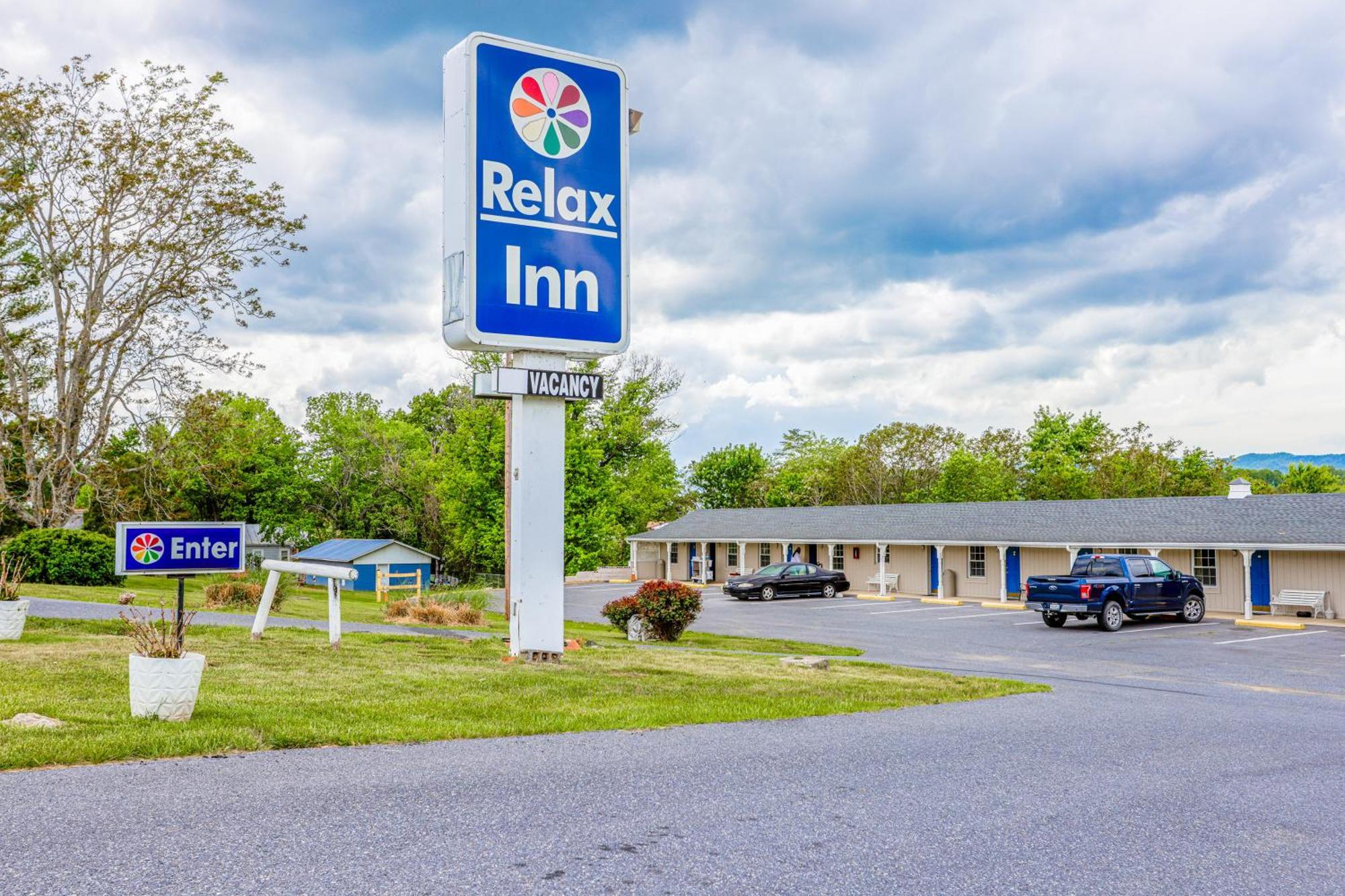 Relax Inn By Oyo Natural Bridge I-81 Екстер'єр фото